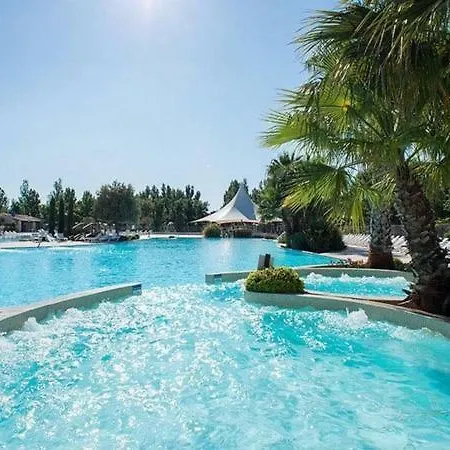 Campsite La Carabasse Plage